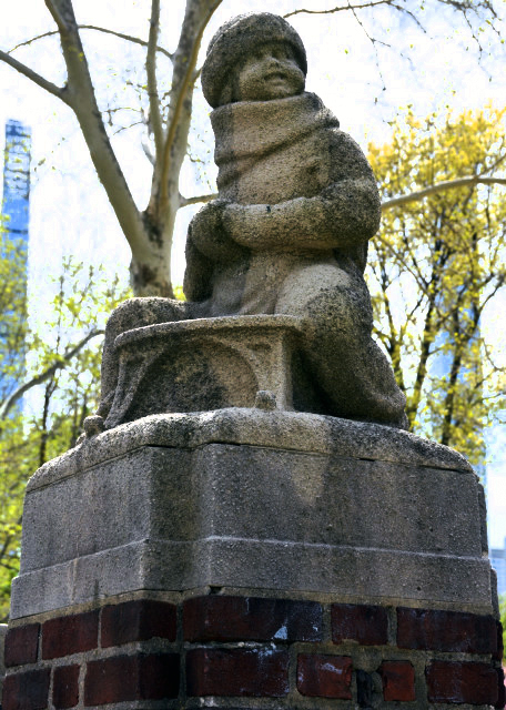 1760134378352422.jpg 2024-04-27_Statue_Snow Babies0001.JPG