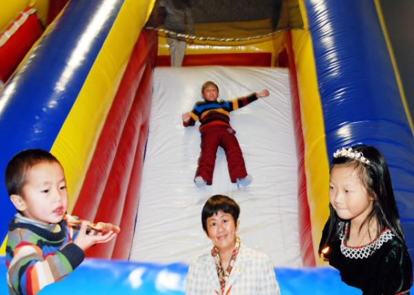 2009-12-05_ Daniel-Aiden-Lilian @ BouceU0001.JPG