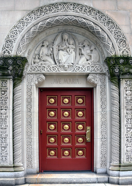 1760250383512474.jpg 2024-03-10_Arch Stone Door w Alluring Pattern_Ave Maria0001.JPG