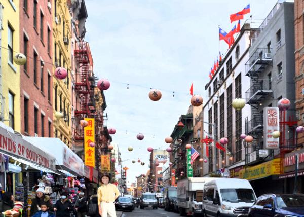 2023-12-08_Chinatown_Mott St-10001.JPG