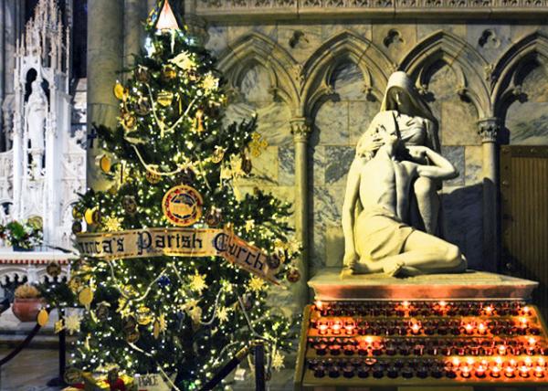 2023-12-08_St. Patrick's Cathedral_La Piet di Michelangelo0001.JPG