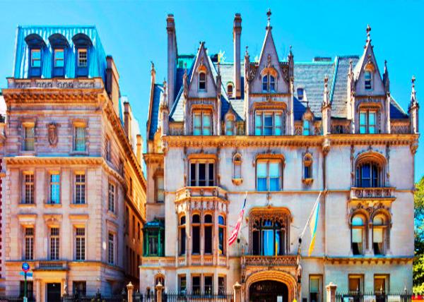 Harry F. Sinclair House Ukrainian Institute of America (1897-99) in French Renaissance_ eclectic @ 2 E 79th St0001.JPG