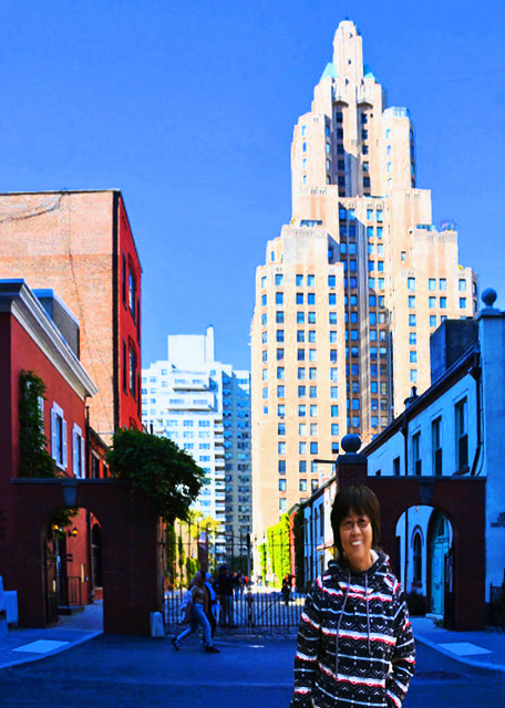 2022-10-22_NYU Washington Mews_East Gate-1A0001.JPG