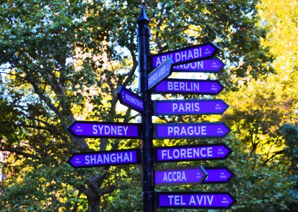 2022-10-22_NYU Kimmel Ctr for Univ Life_Signpost0001.JPG