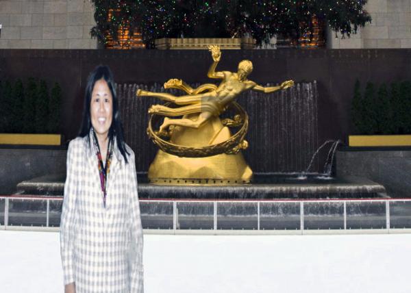 2002-04-06_Gilded & Cast Bronze Sculpture of Prometheus @ Rockefeller Plaza0001.JPG