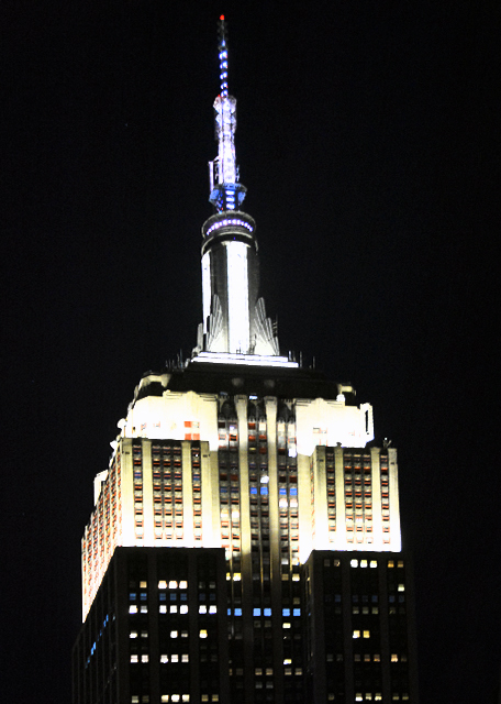 2022-10-22_Empire State Bldg in Art Deco w Antenna for Broadcast Stations atop (1931)0001.JPG