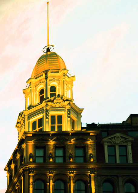 2022-10-22_168 5th Ave_Sohmer Piano Bldg w Gold Dome in the Beaux-Arts Style (1897)0001.JPG