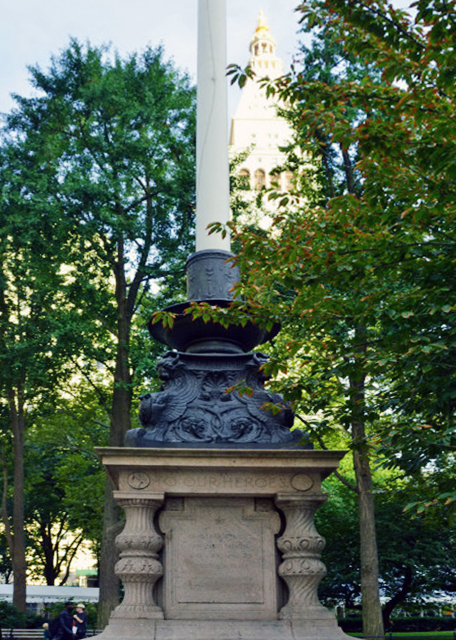 2022-09-25_Madison Sq Park_Eternal Light Flagstaff is dedicated on Armistice Day_ Nov 11, 1923, & Commemorates the return to the US of members of the US armed forces who fought in WWI0001.JPG