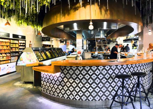 2022-09-25_Winter Garden_Le District_The Grill0001.JPG