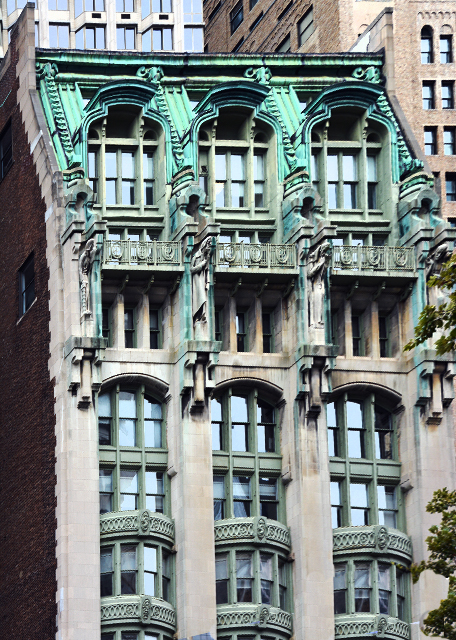 1761339537945723.jpg 2022-09-25_New York Evening Post Bldg in Art Deco Style Steel Frame & Masonry w Abundant Terra Cotta & Guastavino Tile Embellishments (1926)0001.JPG