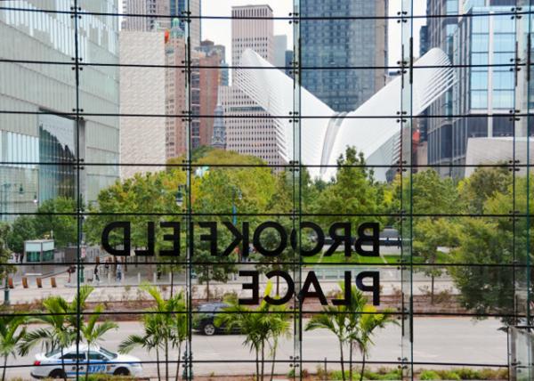 2022-09-25_WTC Oculus Viewed from Brookefield Pl0001.JPG