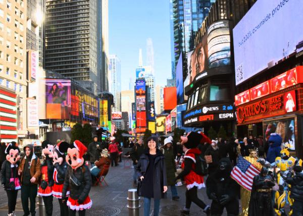 2024-12-14_09_Times Square the World Crossroads-10001.JPG