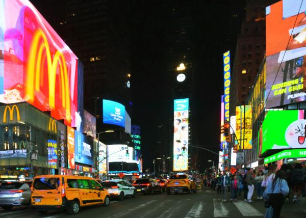 2024-10-19_409_Sleepless Nights & City Neons0001.JPG