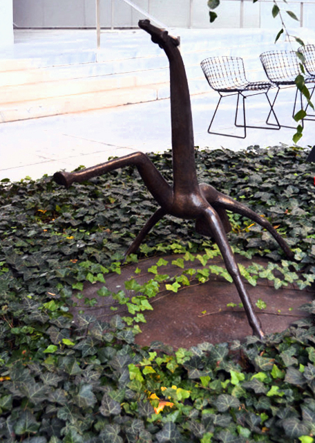 2024-10-19_29_Mary Callery Horse 1942 Bronze0001.JPG