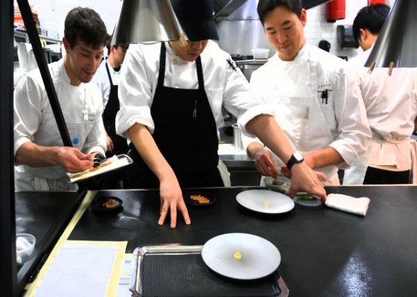 2025-02-22_107_Masterminds behind Every Unique Dish0001.JPG