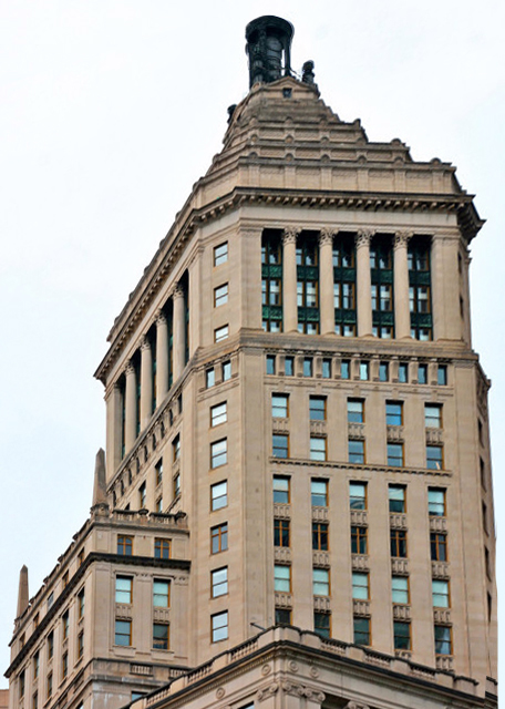 2022-09-25_26 Broadway_Standard Oil Bldg or SoconyCVacuum Bldg w Tower Containing a Finial & Kerosene Cauldron in Renaissance Revival Style  (1928)0001.jpg