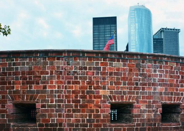 2022-09-25_Batter West of Castle Clinton National Monument_Circular Fort0001.JPG