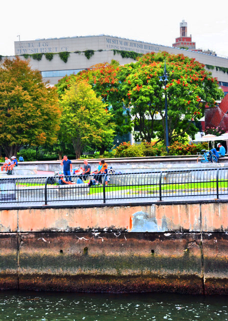 2022-09-25_Museum of Jewish HeritageC A Living Memorial to the Holocaust (1997)0001.JPG