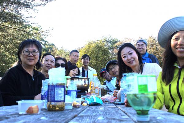 1761623266631962.jpg 结尾1-2025-合影2-加亮.jpg