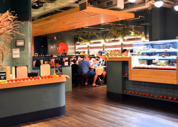 2022-08-28_Naked Tomato0001.JPG