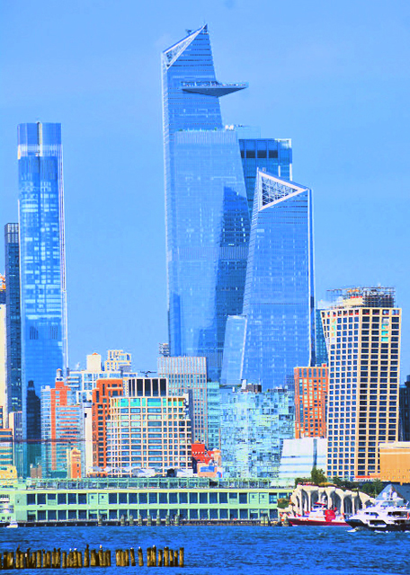 1761765477144023.jpg 2022-09-10_Tower_30 Hudson Yards0001.JPG