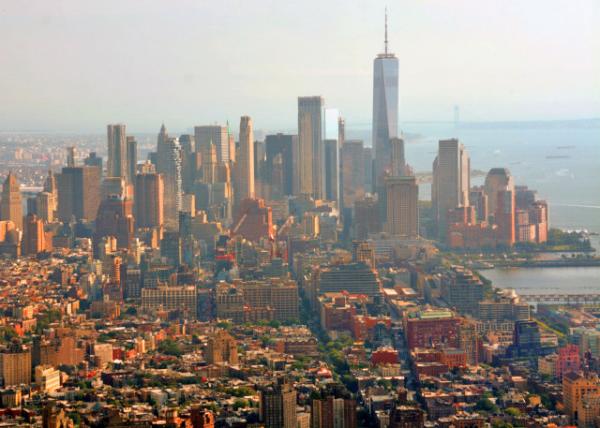 2022-08-28_Edge_Views of Downtown Manhattan Skyline0001.JPG