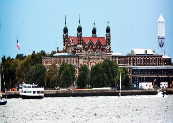 2022-09-25_Ellise Island_Immigration between 1892 and 19240001.JPG