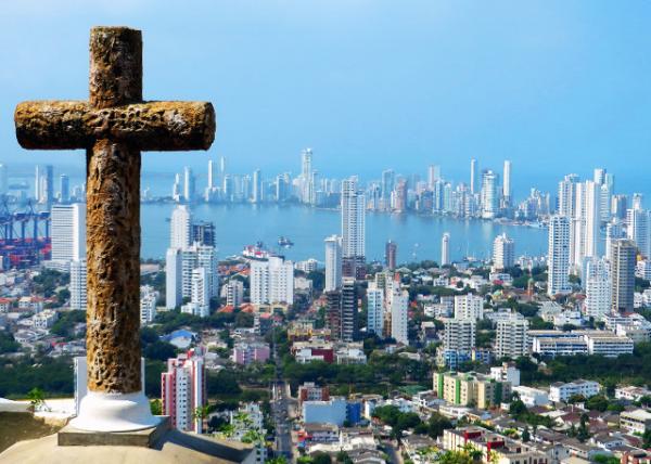 01-27-09_ Church_Convento de la Popa_The Cross Facing Cartagena Bay0001.JPG