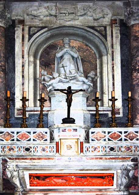 01-27-09_ Church of San Pedro Claver_Remains of Saint Peter Claver in a Glass Coffin.jpg