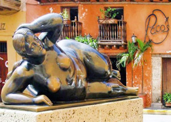 01-27-09_ Sculpture of Reclining Woman ܡбŵŮˡ0001.JPG