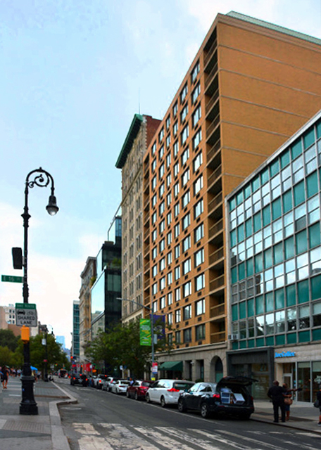 1761829566438039.jpg 2022-08-28_NYU_Carlyle Court (1986) @ 25 Union Sq W0001.JPG