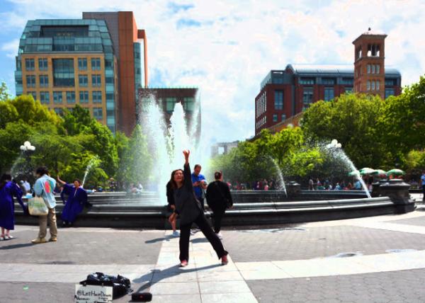 2022-05-16_A Street Entertainer0001.JPG