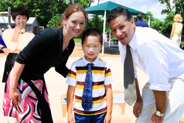 2009-06-12_Kindergarten Graduation @ UGCLC0001.JPG
