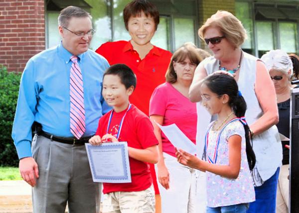 2011-06-16_CML Award @ Last Day  of 2nd Grade Montgomery ES0001.JPG