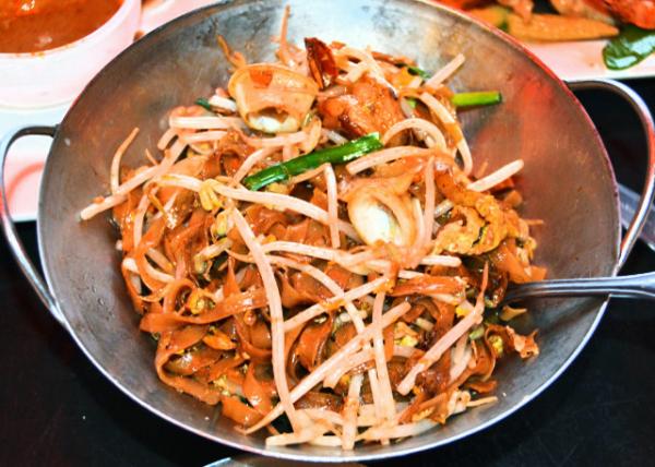 2016-03-24_Food_Penang Char Kway Teow or Thin Flat Rice Noodles w Mixtures ĳǳ@ӻ0001.JPG