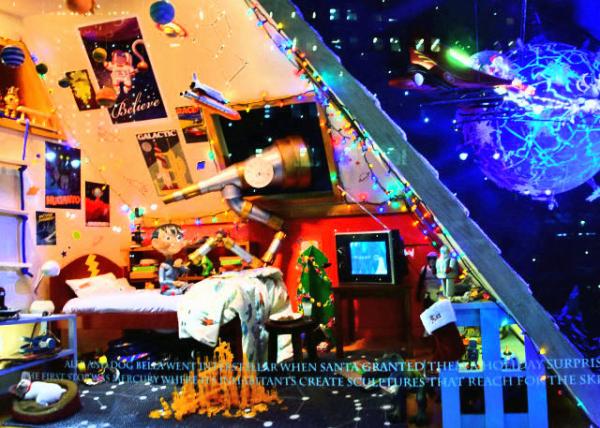 2014-12-17_01_Macy's Window Show_Alex & His Dog Bella Soaring through the Skies on Their Extraterrestrial Experience ˹乷ԴԽսӴ-50001.JPG