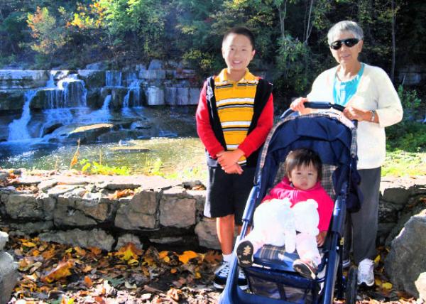 10-06-12_ Swimming Hole of Taughannock Falls NY State Park Ӿض-10001.JPG