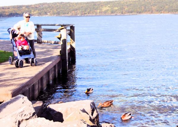 10-06-12_ Cayuga Lake @ Ithaca ˺-20001.JPG