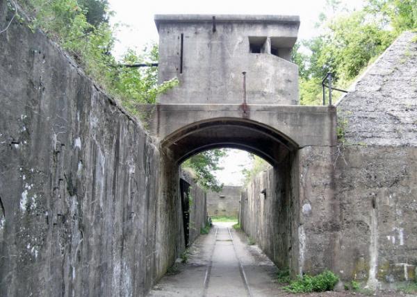 Abandoned Mortar Battery Ȼ̨20001.JPG