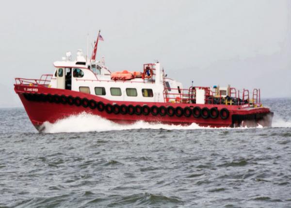 2013-09-01_Tugboat ϴ0001.JPG