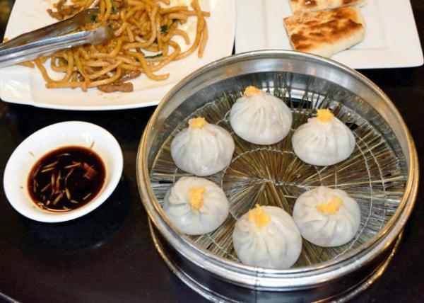 2015-03-01_Crab Meat w Pork Steamed Juicy Bun з0001.JPG