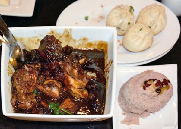 2015-03-01_Braised Pig's Knuckle in Brown Sauce-Marsha Taro w Dried Fruits Ԫ붹ɳͷ0001.JPG