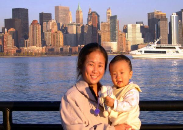 2003-11-22_New York Skyline over River Husdon.JPG