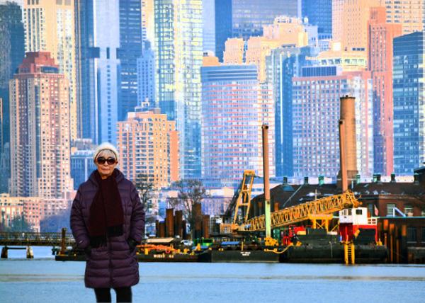 2021-11-28_Ellis Island and Manhattan as seen from Liberty SP-10001.JPG