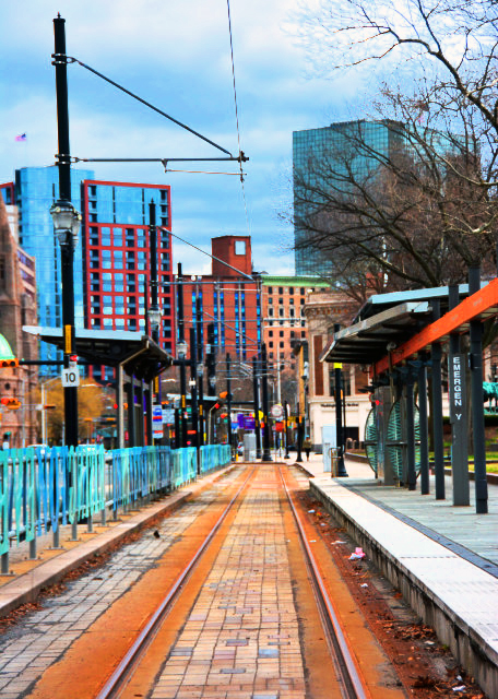 2022-03-20_Washington Park Station_Light Rail Track0001.JPG