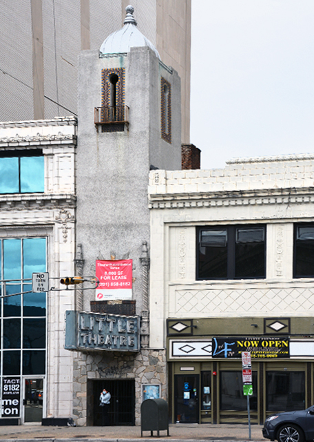 2022-03-20_Little Theater_an Adult Theatre Closed in 20180001.JPG