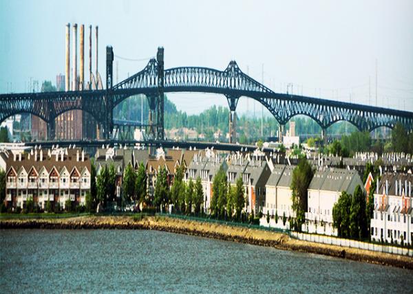 2022-05-16_Kearny_PSE&G - Kearney Station behind Pulaski Skyway-0001.JPG