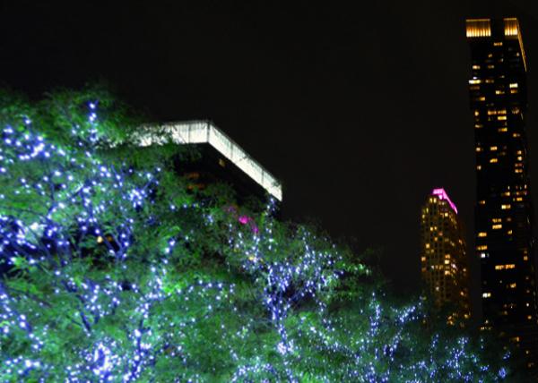 2022-09-10_Tower_Jersey City Urby @ Night0001.JPG