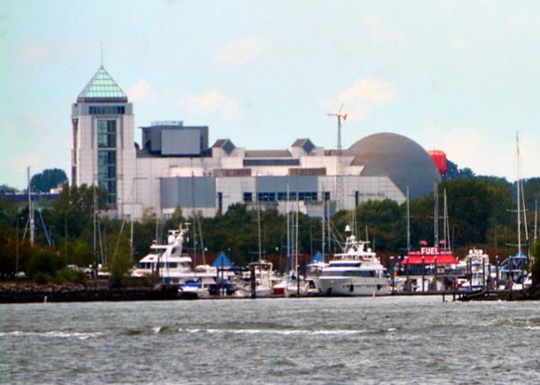 2022-09-25_Jersey City_Liberty Sci Ctr0001.JPG