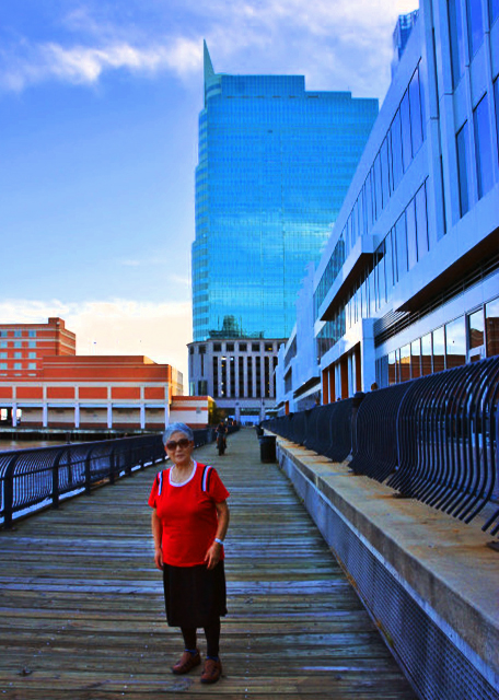 2022-09-10_Tower_10 Exchange Pl0001.JPG